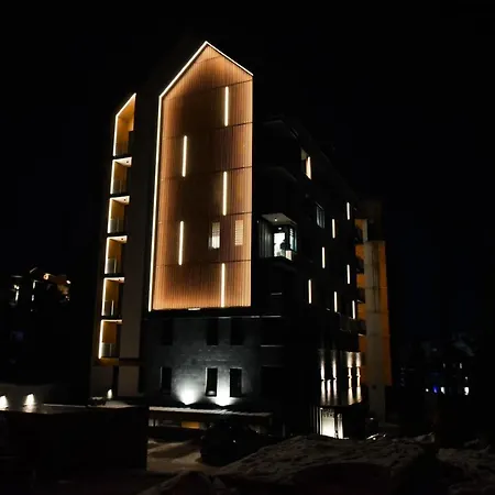 Elite Peak Apartment *
