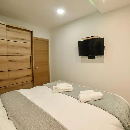 Elite Peak Apartment *